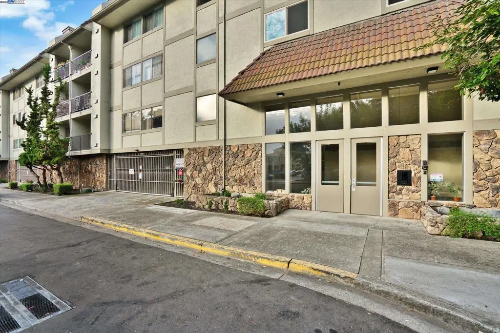 400 Davis St #103, San Leandro, CA 94577 - Image #1