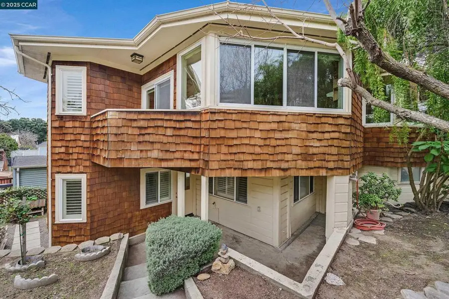 2581 Charles Ave, Pinole, CA 94564 - Image #2