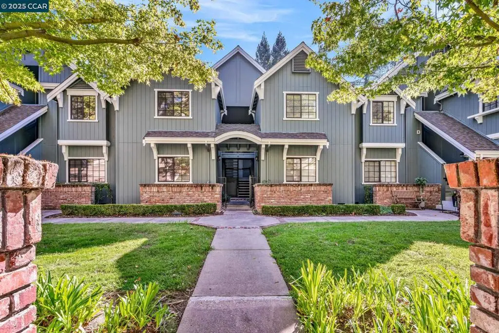 236 Canyon Woods Way #B, San Ramon, CA 94582 - Image #1