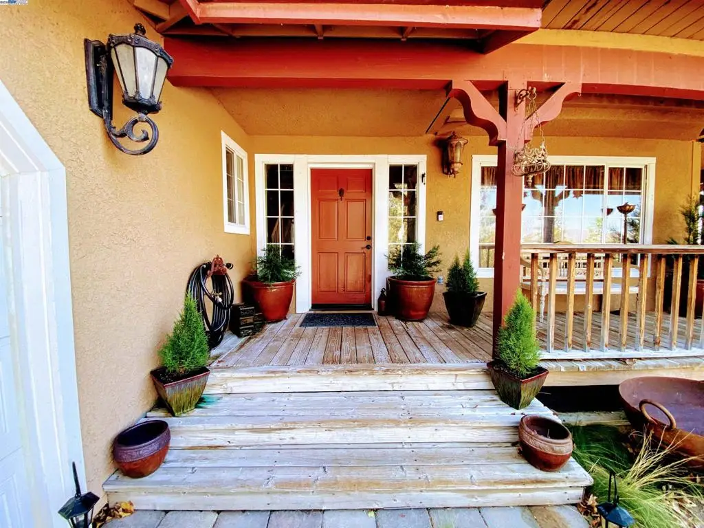 31733 Lake Meadow Rd, Acton, CA 93510 - Image #1