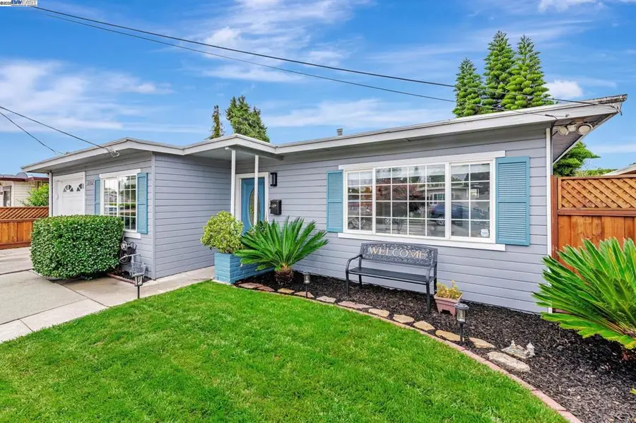 22857 Fuller Ave, Hayward, CA 94541 - Image #2