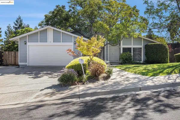 2333 Camelback Dr, Antioch, CA 94509