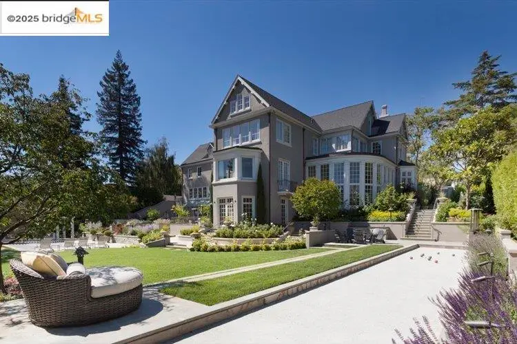 44 Farragut Ave, Piedmont, CA 94610 - Image #2