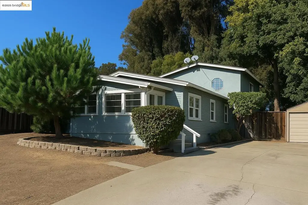 6440 Sunnymere, Oakland, CA 94605 - Image #1