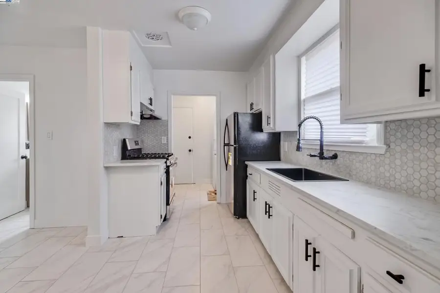 3019 Florida St, Oakland, CA 94602 - Image #2