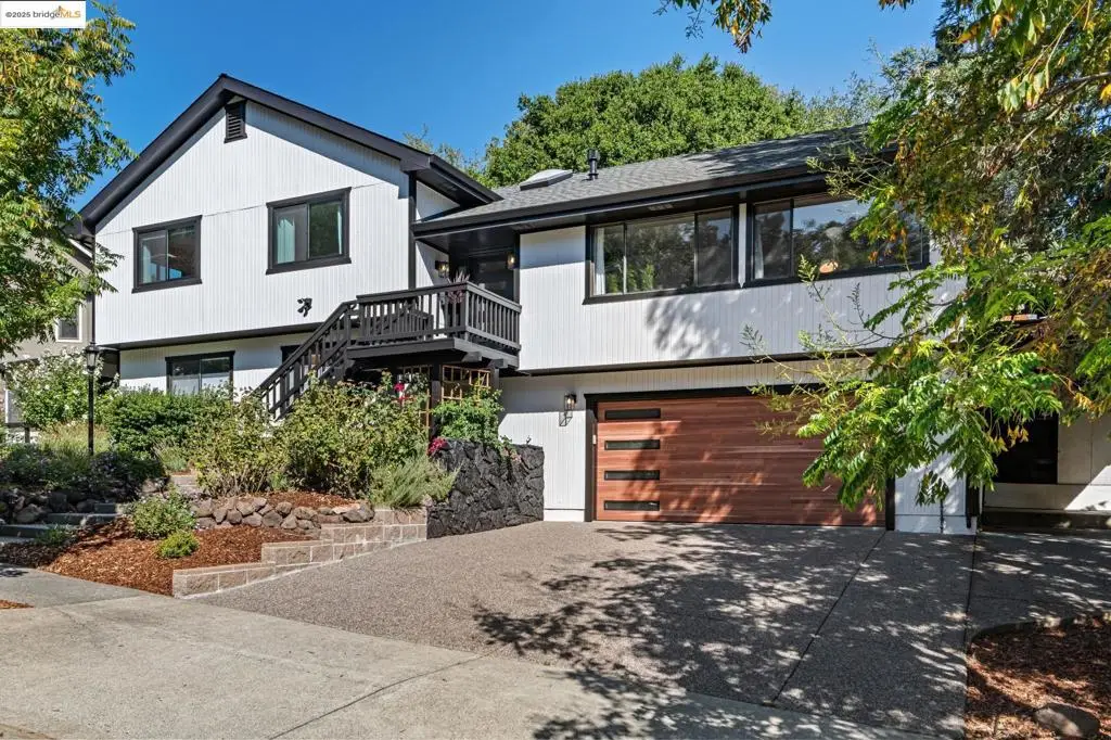 261 Benham, Martinez, CA 94553 - Image #1