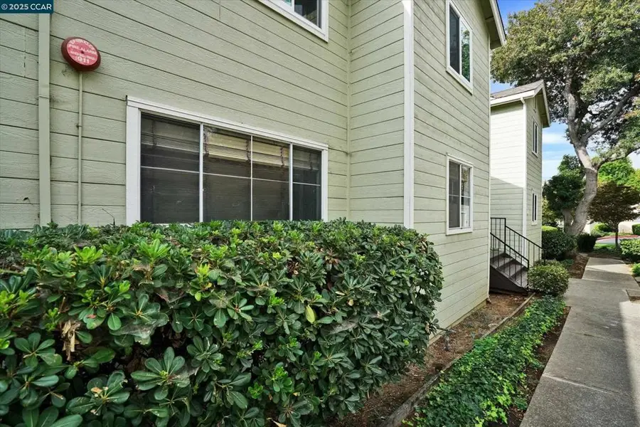 735 Buchanan St #114, Benicia, CA 94510 - Image #2