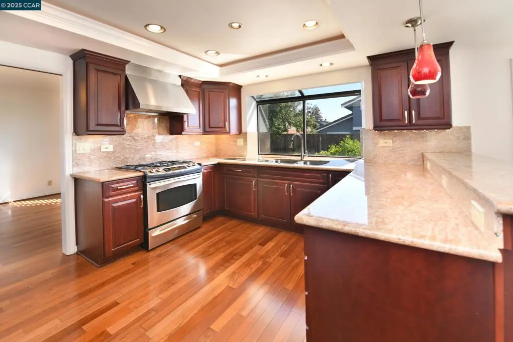 319 Oak Glen Ct, Martinez, CA 94553 - Image #1