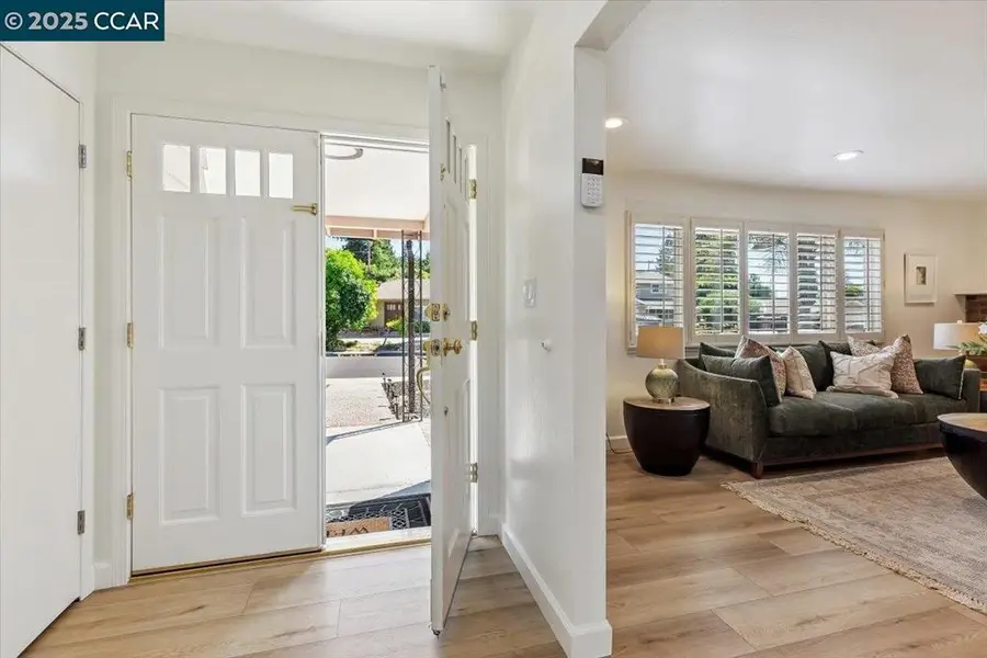 5179 Paul Scarlet Dr, Concord, CA 94521 - Image #2