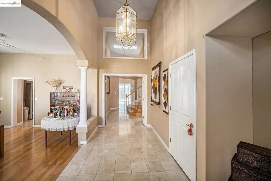 1256 Mokelumne Ct, Antioch, CA 94531 - Image #2