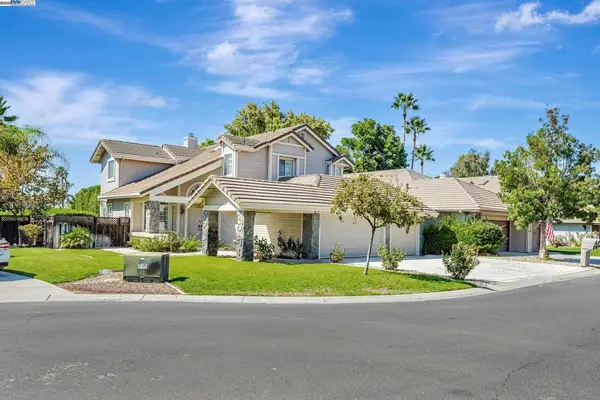 2236 Colonial Ct, Discovery Bay, CA 94505