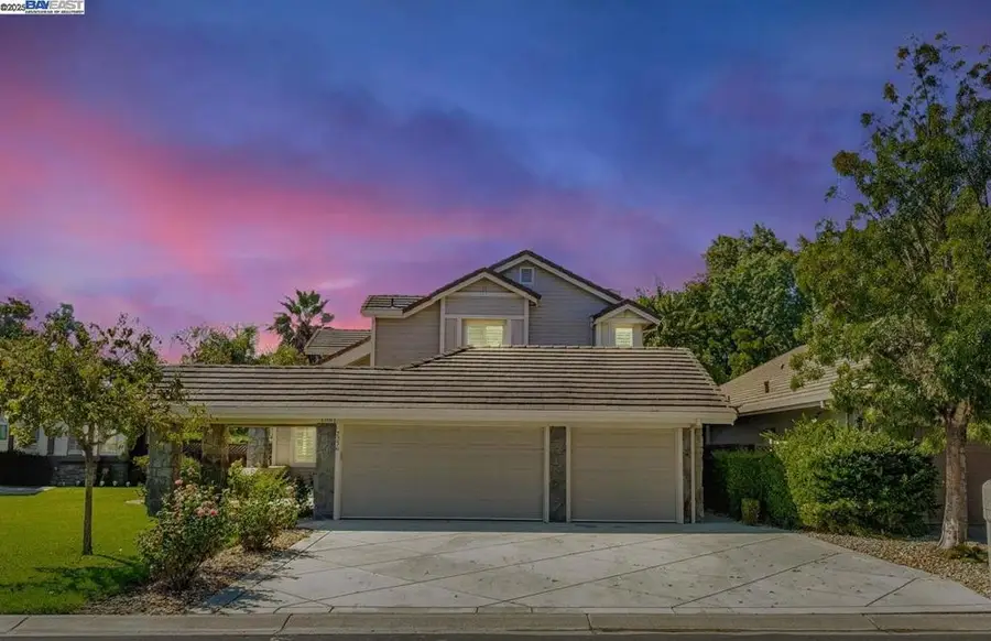 2236 Colonial Ct, Discovery Bay, CA 94505 - Image #3