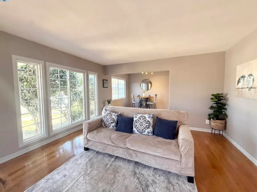 2878 Maricopa Ave, Richmond, CA 94804 - Image #3