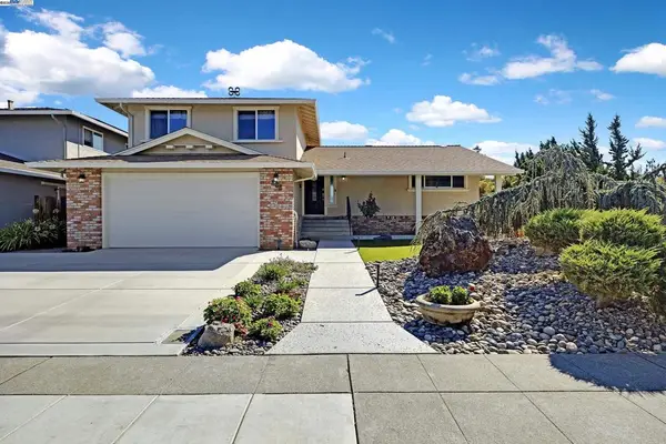 888 Laguna St, Livermore, CA 94550