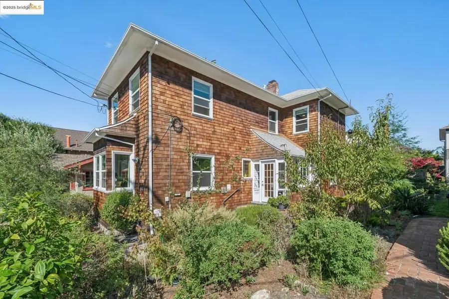 2417 Webster St, Berkeley, CA 94705 - Image #3