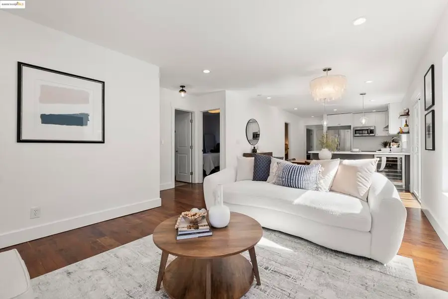 3920 Edgemoor Pl, Oakland, CA 94605 - Image #3