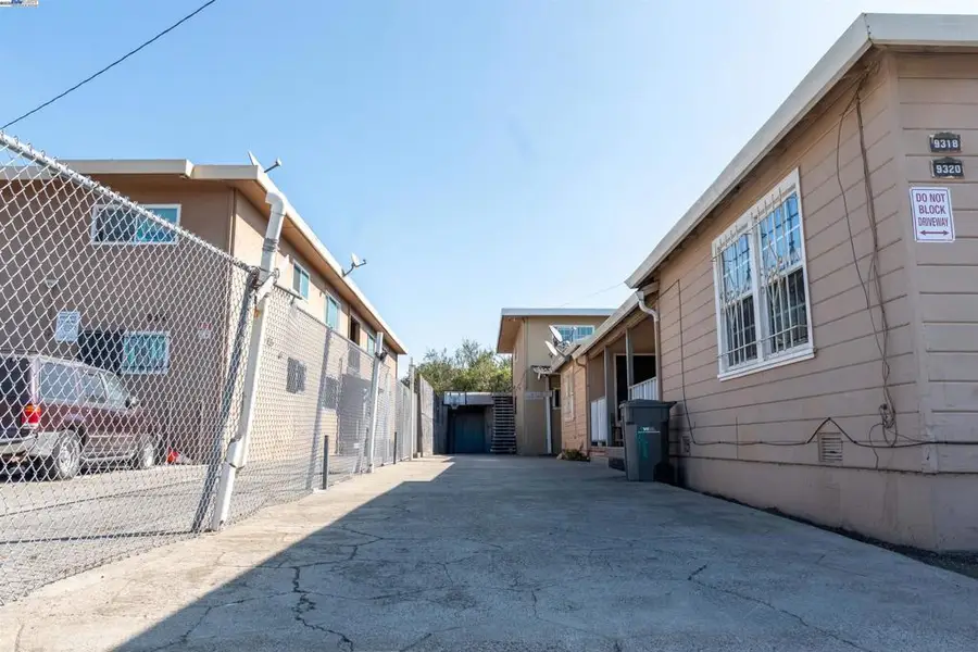 9318 Olive St, Oakland, CA 94603 - Image #3