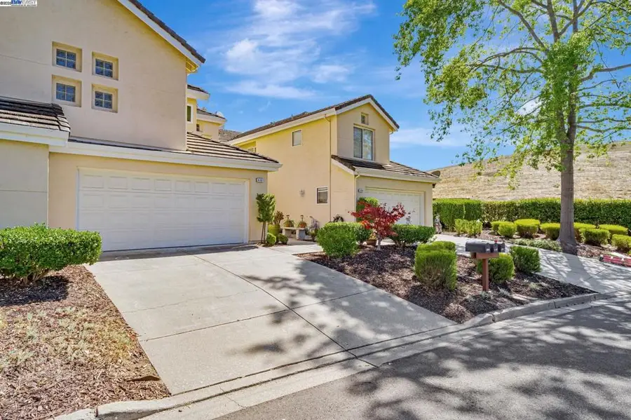 6192 Lakeview Cir, San Ramon, CA 94582 - Image #3