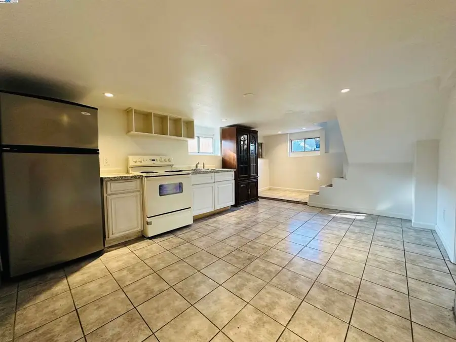 1301 60th Ave, Oakland, CA 94621 - Image #2