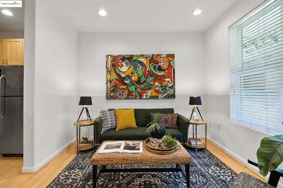 1121 40th St #3103, Emeryville, CA 94608 - Image #3