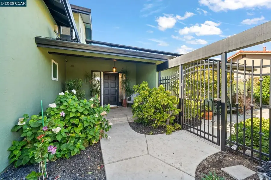 1110 Lomitas Ave, Livermore, CA 94550 - Image #3