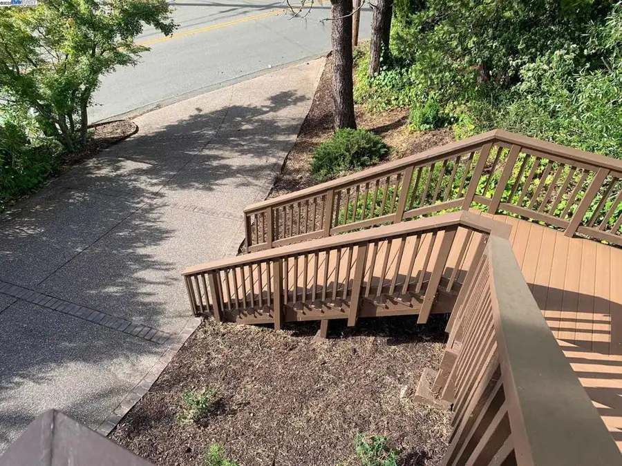 4515 Ewing Rd, Castro Valley, CA 94546 - Image #2