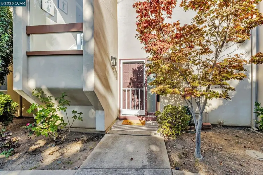 820 Hooshang Ct, Cupertino, CA 95014 - Image #2