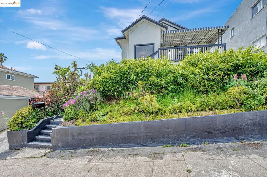 725 E 21st St, Oakland, CA 94606 - Image #2