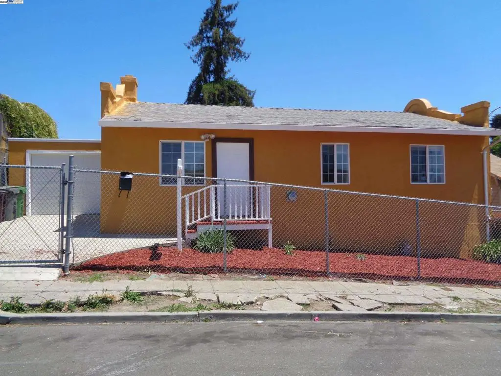 2122 E 25th St, Oakland, CA 94606 - Image #1