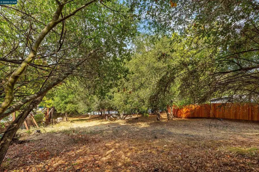 Glorietta Blvd, Orinda, CA 94563 - Image #2