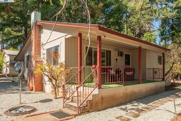 230 Lakeview Dr., Trinity Center, CA 96091