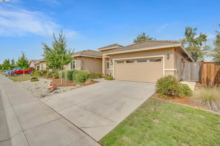 1409 St. Andrews Ln, Ione, CA 95640 - Image #3