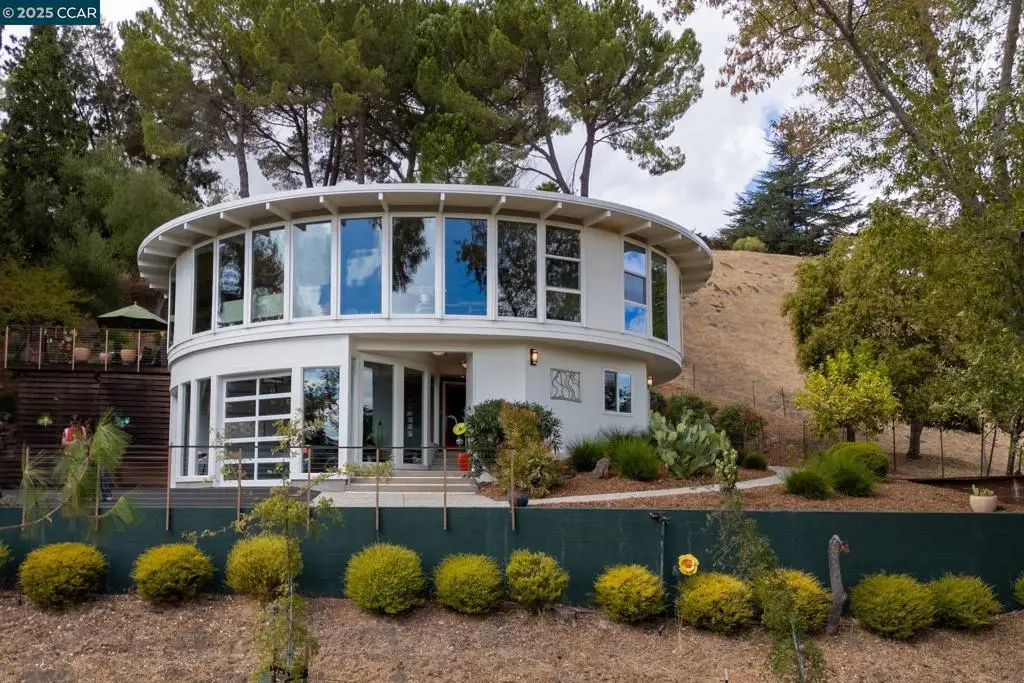 1874 Meadow Ln, Walnut Creek, CA 94595 - Image #1