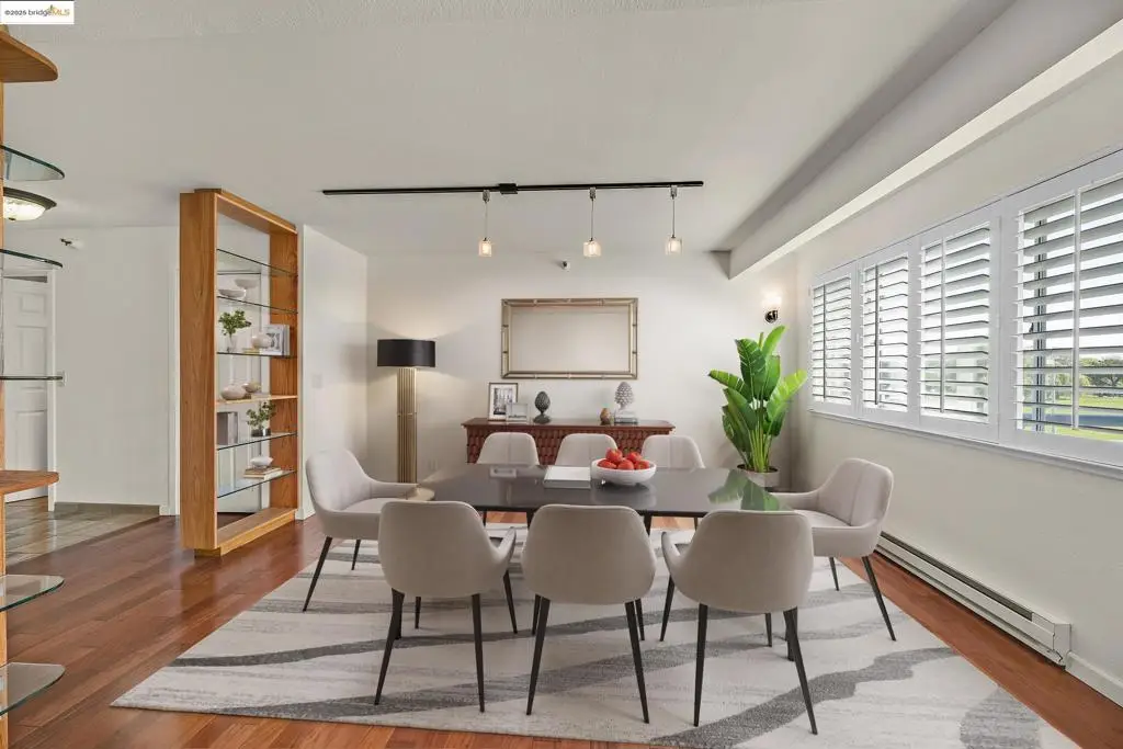 1205 Melville Sq #206, Richmond, CA 94804 - Image #1