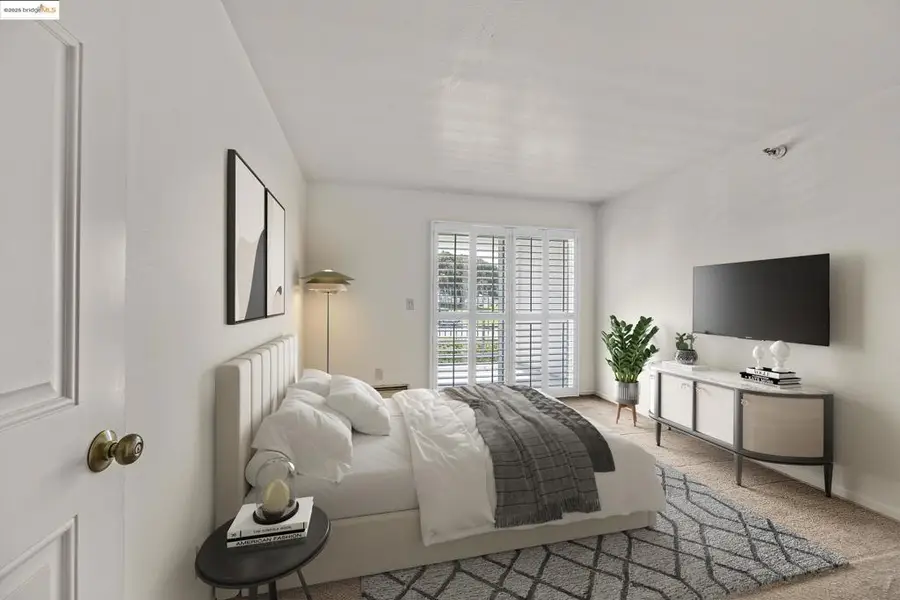 1205 Melville Sq #206, Richmond, CA 94804 - Image #3