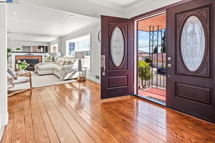 1876 Benedict Dr, San Leandro, CA 94577 - Image #3