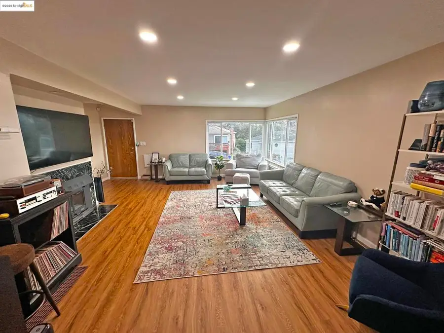 3025 Partridge Ave, Oakland, CA 94605 - #3