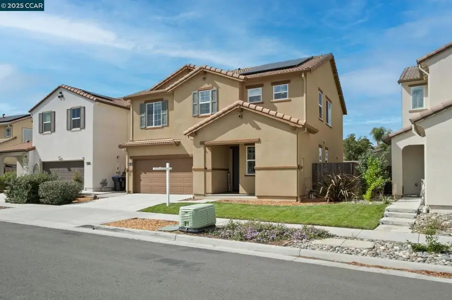 1336 Jamboree Dr, Fairfield, CA 94533 - Image #2