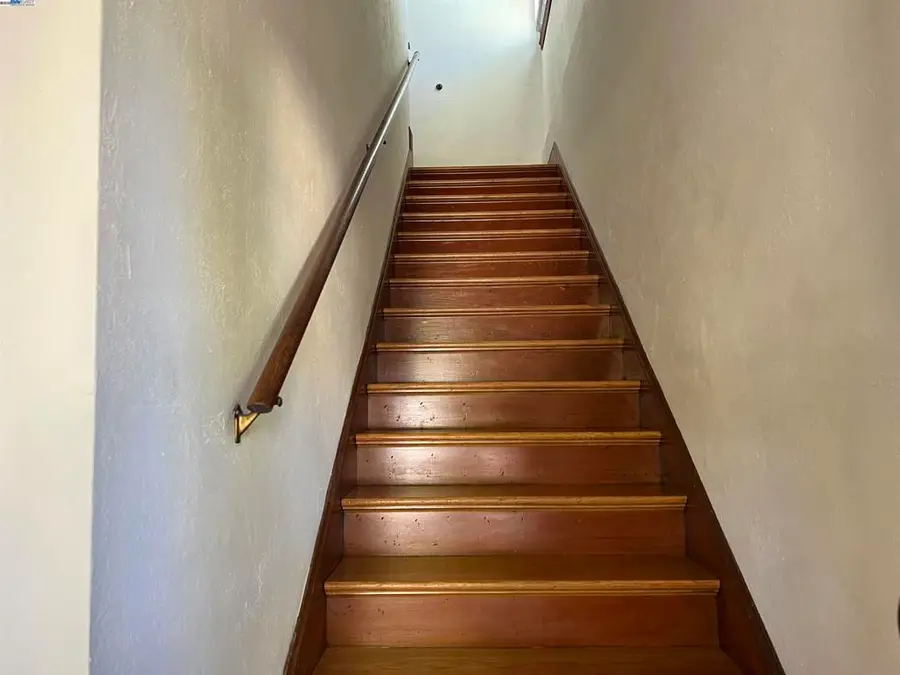 1301 9th St, Alameda, CA 94501 - Image #2