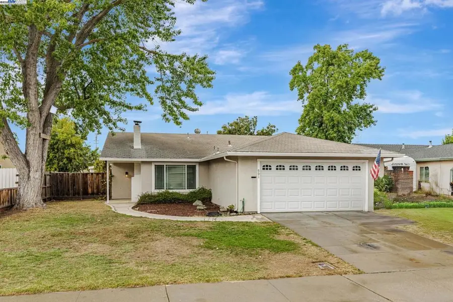 591 Debra St, Livermore, CA 94550 - Image #2