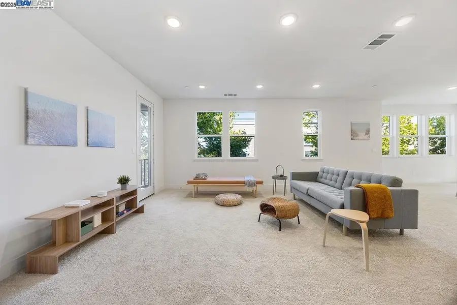 2729 5th St, Alameda, CA 94501 - Image #3