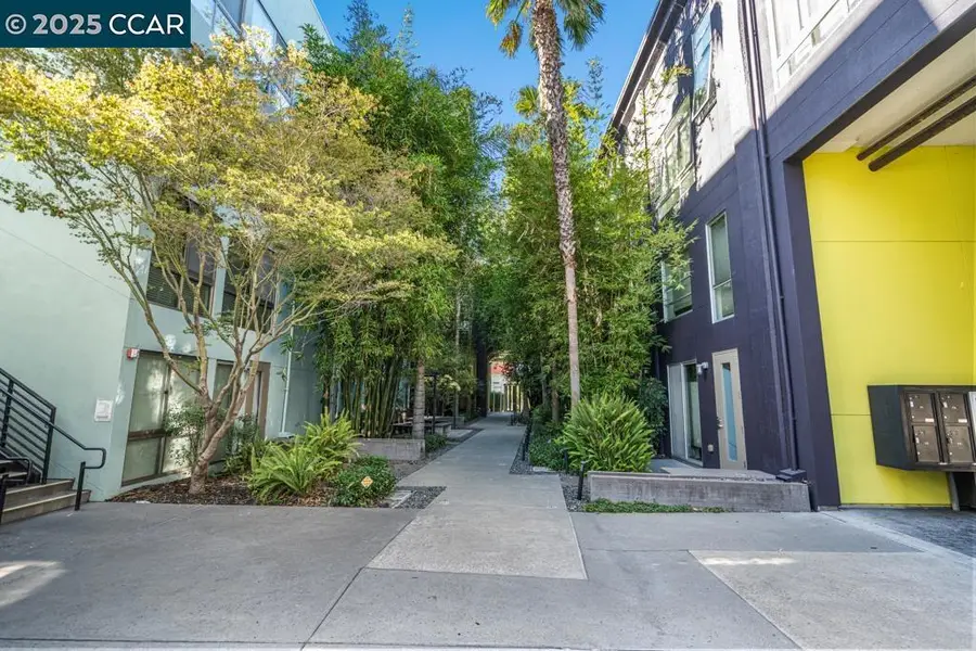 1201 Pine St #130, Oakland, CA 94607 - Image #2