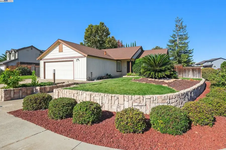 436 Clearwood Dr, Oakley, CA 94561 - Image #3