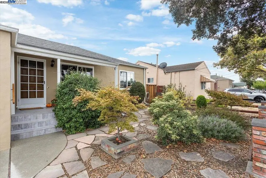 784 Douglas Dr, San Leandro, CA 94577 - Image #3