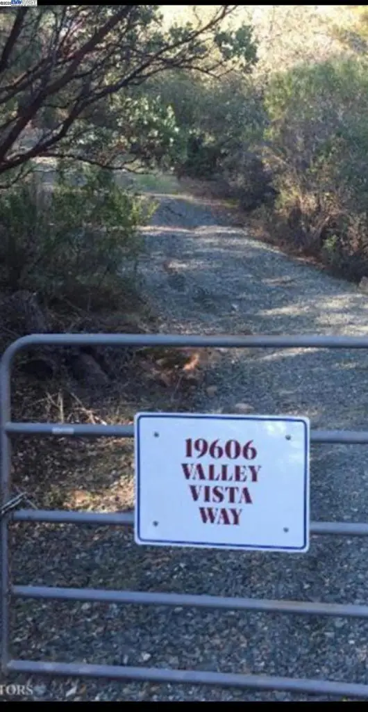 19606 Valley Vista Way, Penn Valley, CA 95946 - Image #1