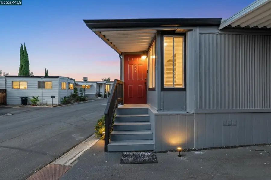 32 Galloway Dr., Concord, CA 94518 - Image #2