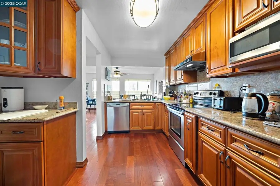 624 Primrose Ter, Pinole, CA 94564 - Image #2