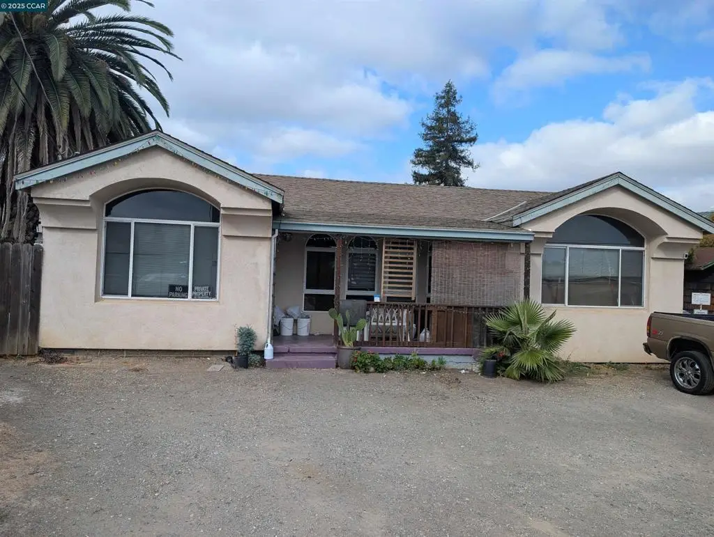 4970 Blum Rd, Martinez, CA 94553 - Image #1