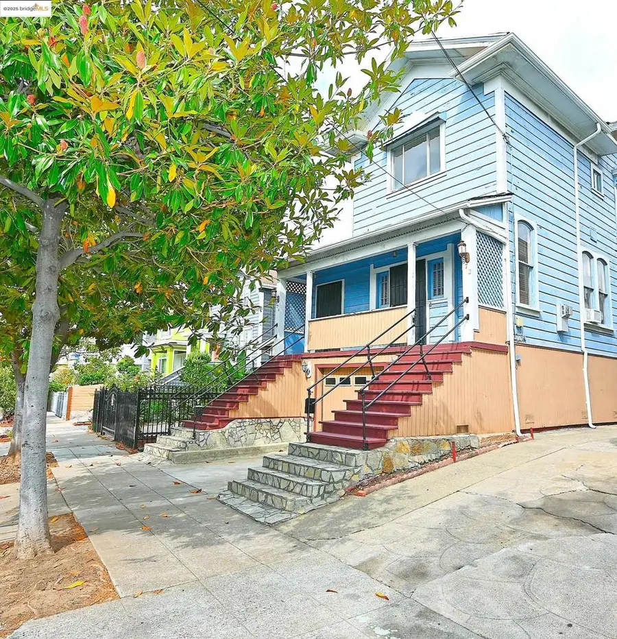 672 33rd St, Oakland, CA 94609 - Image #3