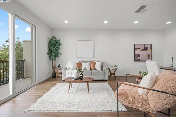 2336 Carbondale Way, Dublin, CA 94568